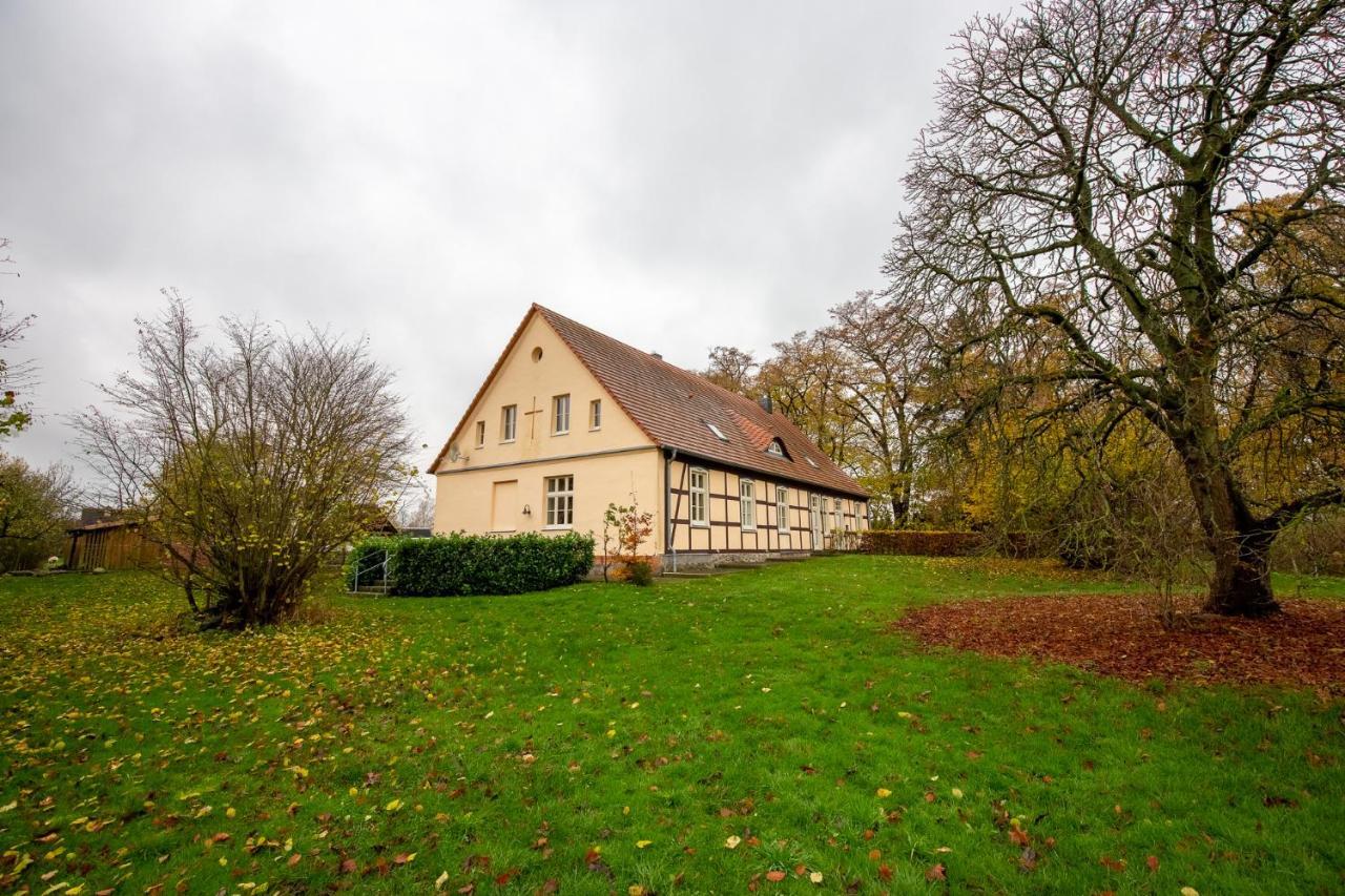Altes Pastorat Schwichtenberg Borrentin Exterior foto